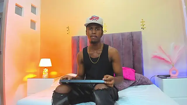 Kiaraa y Her Crazy online show from 11-09-25, 05:50