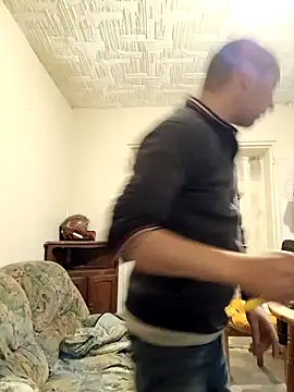 frederic198 online show from 10-04-25, 05:44