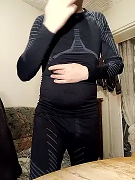 Snapshot of frederic198 chatting on 01-17-26, 08:45 frederic198 online show from 01-17-26, 08:45