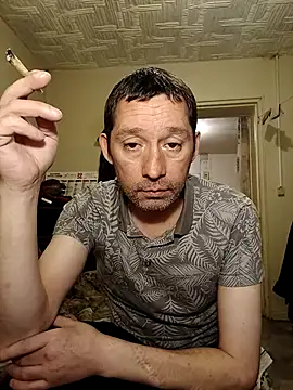 Snapshot of frederic198 chatting on 03-04-26, 08:59 frederic198 online show from 03-04-26, 08:59