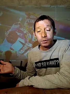 Snapshot of frederic198 chatting on 03-18-26, 08:34 frederic198 online show from 03-18-26, 08:34