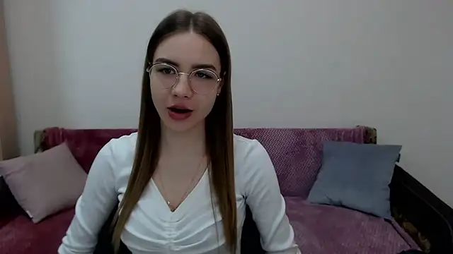 Snapshot of aSingleOne chatting on 10-08-25, 08:28 aSingleOne online show from 10-08-25, 08:28