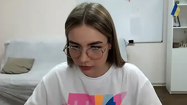 Snapshot of aSingleOne chatting on 11-05-25, 07:14 aSingleOne online show from 11-05-25, 07:14