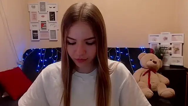 Snapshot of aSingleOne chatting on 02-17-26, 05:52 aSingleOne online show from 02-17-26, 05:52