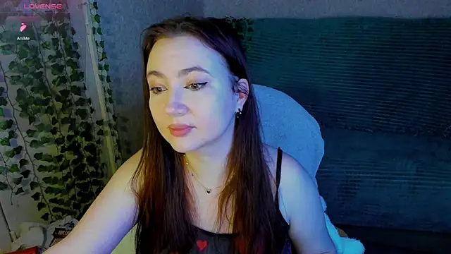 Snapshot of Micky_Wood chatting on 07-16-26, 06:47 Micky Wood online show from 07-16-26, 06:47
