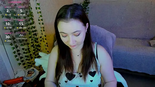 Snapshot of Micky_Wood chatting on 07-28-26, 03:21 Micky Wood online show from 07-28-26, 03:21