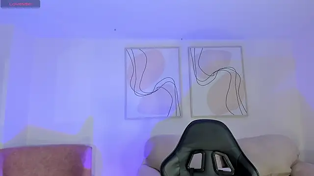 MayaMoretti  online show from 04-22-26, 08:10