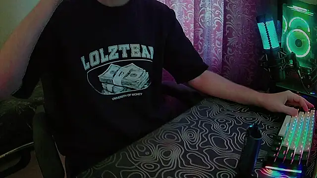 Snapshot of xXxHARDPORNxXx chatting on 04-27-26, 12:25 xXxHARDPORNxXx online show from 04-27-26, 12:25