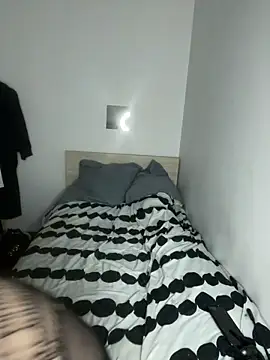 Snapshot of dreamgt chatting on 03-06-26, 09:28 dreamgt online show from 03-06-26, 09:28