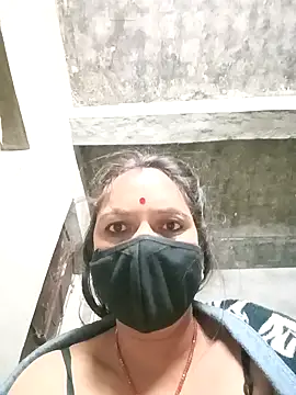 Snapshot of suhani_sharmj chatting on 11-19-25, 09:26 suhani sharmj online show from 11-19-25, 09:26