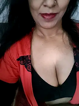 Snapshot of Deepa_Sharma143 chatting on 03-11-26, 01:55 Deepa Sharma143 online show from 03-11-26, 01:55