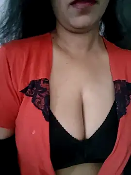 Snapshot of Deepa_Sharma143 chatting on 05-07-26, 01:55 Deepa Sharma143 online show from 05-07-26, 01:55