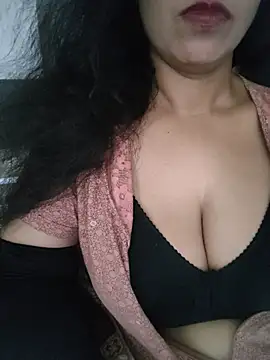Deepa Sharma143 online show from 07-06-26, 01:35
