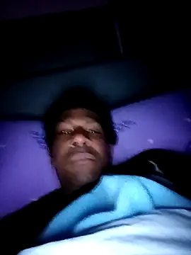 Snapshot of estrogeni chatting on 03-03-26, 09:21 estrogeni online show from 03-03-26, 09:21