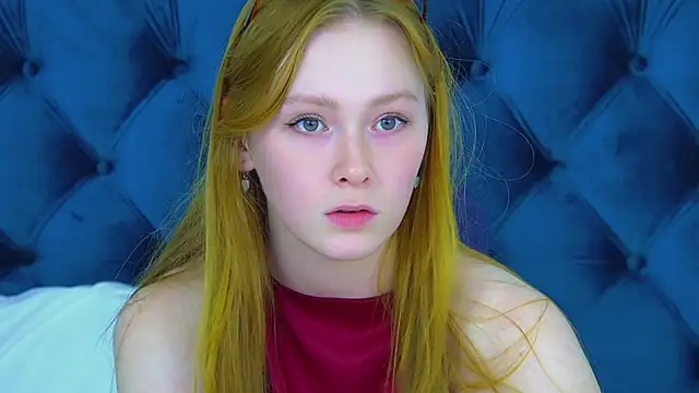 Snapshot of AgataFoxley chatting on 10-08-25, 06:38 AgataFoxley online show from 10-08-25, 06:38