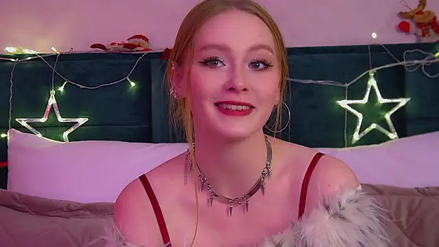 Snapshot of AgataFoxley chatting on 12-13-25, 07:53 AgataFoxley online show from 12-13-25, 07:53