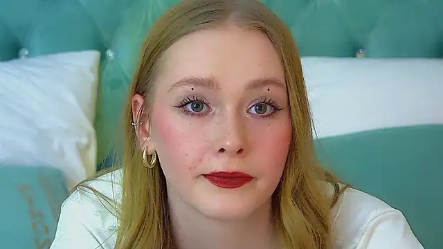 Snapshot of AgataFoxley chatting on 01-31-26, 07:11 AgataFoxley online show from 01-31-26, 07:11