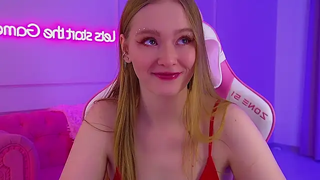 Snapshot of AgataFoxley chatting on 02-04-26, 06:25 AgataFoxley online show from 02-04-26, 06:25