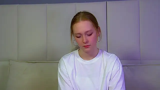 AgataFoxley online show from 04-28-26, 06:29