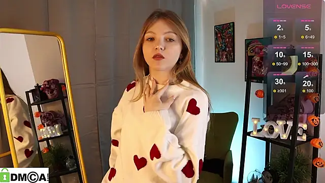 Snapshot of Sue_Sanders chatting on 03-07-26, 06:21 Sue Sanders online show from 03-07-26, 06:21