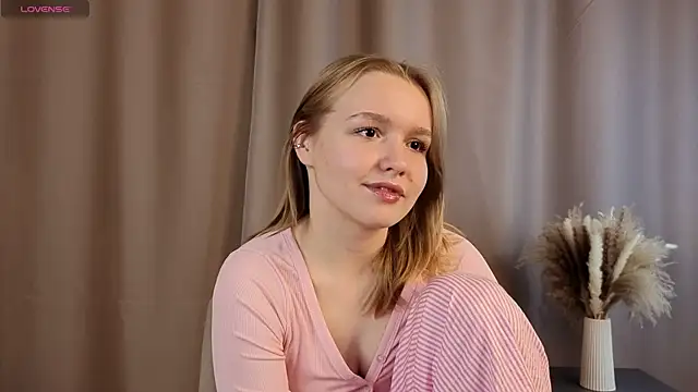 VinnieSerrano online show from 10-18-25, 02:07