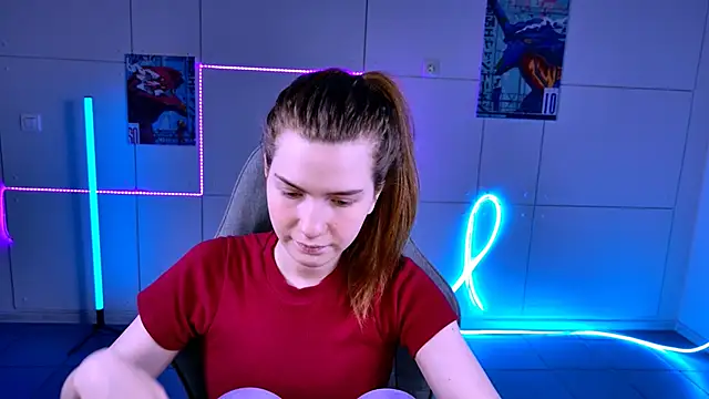 AliceCUNTach online show from 10-10-25, 05:17