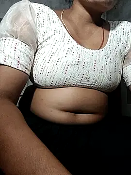 Snapshot of Hot_lali_555 chatting on 09-21-25, 02:29 Hot lali 555 online show from 09-21-25, 02:29