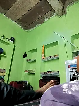 Snapshot of Hot_lali_555 chatting on 10-11-25, 03:43 Hot lali 555 online show from 10-11-25, 03:43