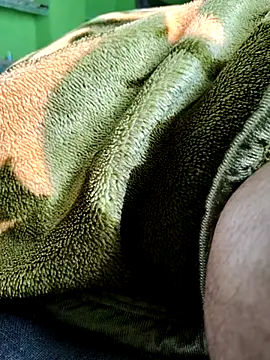 Snapshot of Hot_lali_555 chatting on 11-04-25, 09:25 Hot lali 555 online show from 11-04-25, 09:25