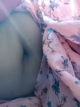 Snapshot of Hot_lali_555 chatting on 11-13-25, 08:57 Hot lali 555 online show from 11-13-25, 08:57