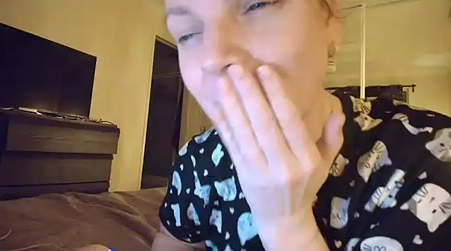 aussiepeaches online show from 02-27-25, 02:32