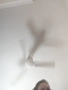 aussiepeaches online show from 09-10-25, 02:06