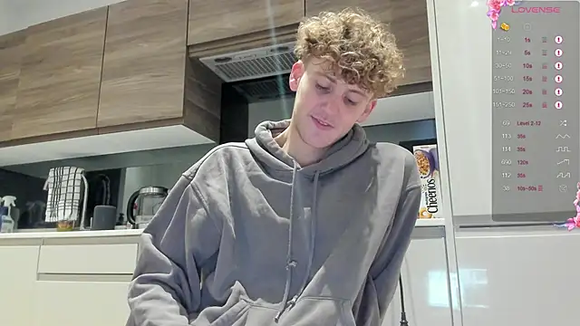 DominantAlex18 online show from 02-04-26, 07:03