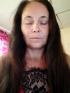Snapshot of MerelinMILf chatting on 10-13-25, 07:19 MerelinMILf online show from 10-13-25, 07:19
