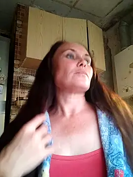 Snapshot of MerelinMILf chatting on 10-19-25, 11:11 MerelinMILf online show from 10-19-25, 11:11