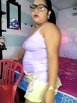 Angelly ricura online show from 10-27-25, 02:32