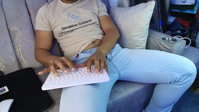 Misterjhons2 online show from 09-12-25, 03:45