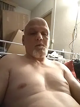 Snapshot of NacktDaniel chatting on 10-16-25, 04:41 NacktDaniel online show from 10-16-25, 04:41