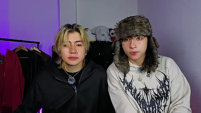 Snapshot of Vamps_Lovers chatting on 09-12-25, 10:37 Vamps Lovers online show from 09-12-25, 10:37