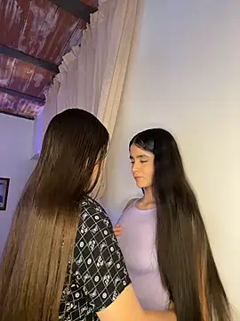 Ashley and Zoe online show from 12-21-25, 04:25