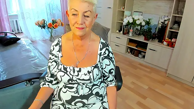 HotandMature online show from 07-09-26, 11:25