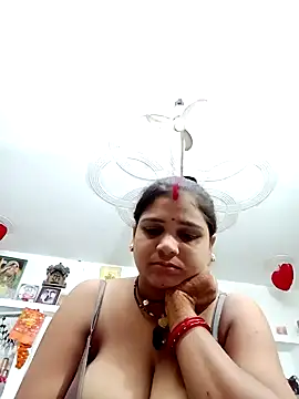 Snapshot of Rani_sahiba chatting on 10-12-25, 06:29 Rani sahiba online show from 10-12-25, 06:29