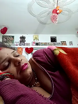 Snapshot of Rani_sahiba chatting on 10-13-25, 10:43 Rani sahiba online show from 10-13-25, 10:43