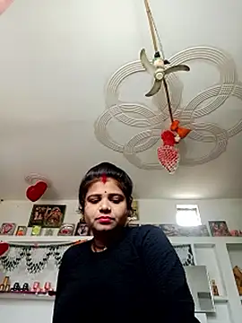 Snapshot of Rani_sahiba chatting on 10-29-25, 08:27 Rani sahiba online show from 10-29-25, 08:27