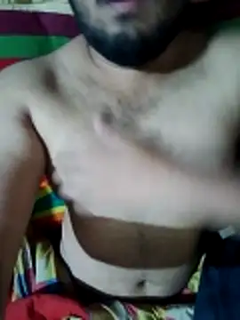 Snapshot of Mahabteegg chatting on 12-15-25, 06:45 Mahabteegg online show from 12-15-25, 06:45