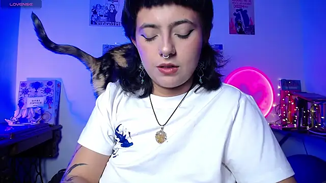 AlmaNanax online show from 09-30-25, 01:54