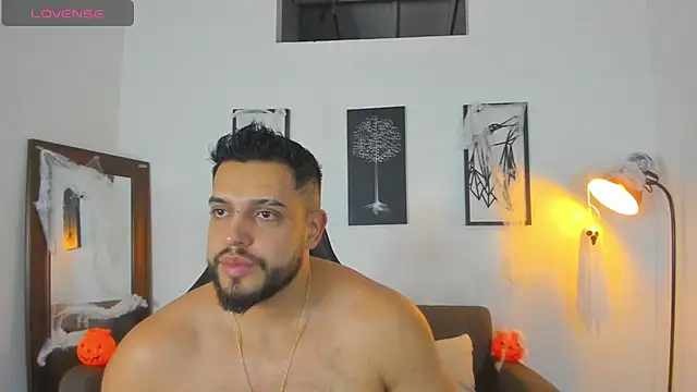 Snapshot of Justin_kingX7 chatting on 10-26-25, 12:05 Justin kingX7 online show from 10-26-25, 12:05