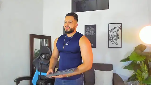 Snapshot of Justin_kingX7 chatting on 02-06-26, 01:21 Justin kingX7 online show from 02-06-26, 01:21