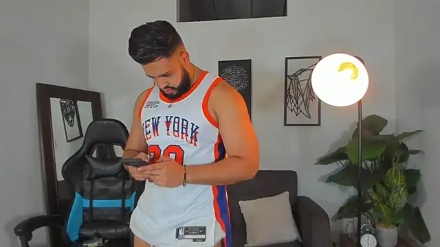 Snapshot of Justin_kingX7 chatting on 02-21-26, 02:56 Justin kingX7 online show from 02-21-26, 02:56