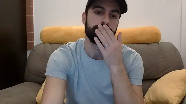 Amicisegreti online show from 11-25-25, 09:48